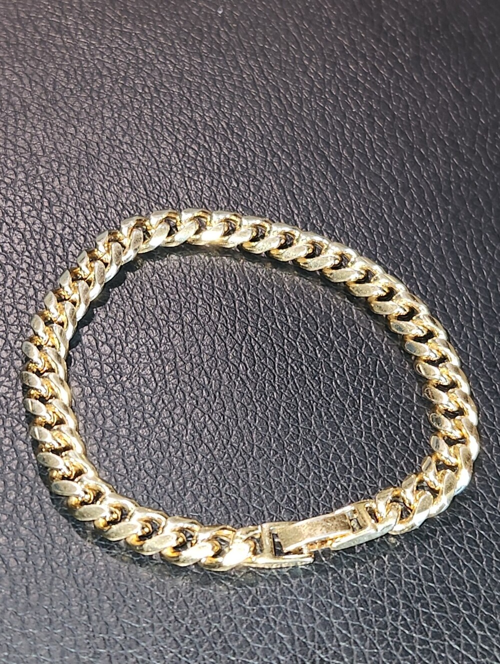 Unisex Gold-Tone Cuban Link Bracelet - Polished Chain